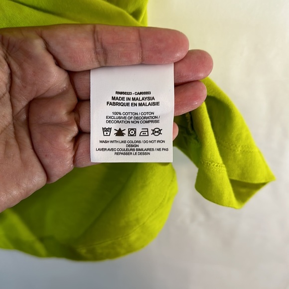 Men’s Nike T-Shirt Size Large Lime Green - Picture 4 of 4